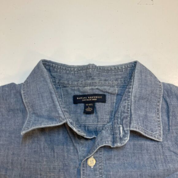 BANANA REPUBLIC Soft Wash Denim Button Up Work Style SHIRT Sz Mens L Blue - Picture 3 of 4